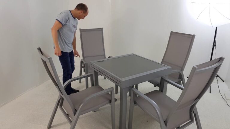 Mobiliario Elegante para Terrazas: Sillones Reclinables con Estilo
