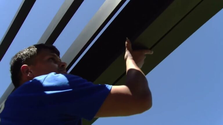 Armon&iacute;a Perfecta: Cerramientos para P&eacute;rgolas de Madera